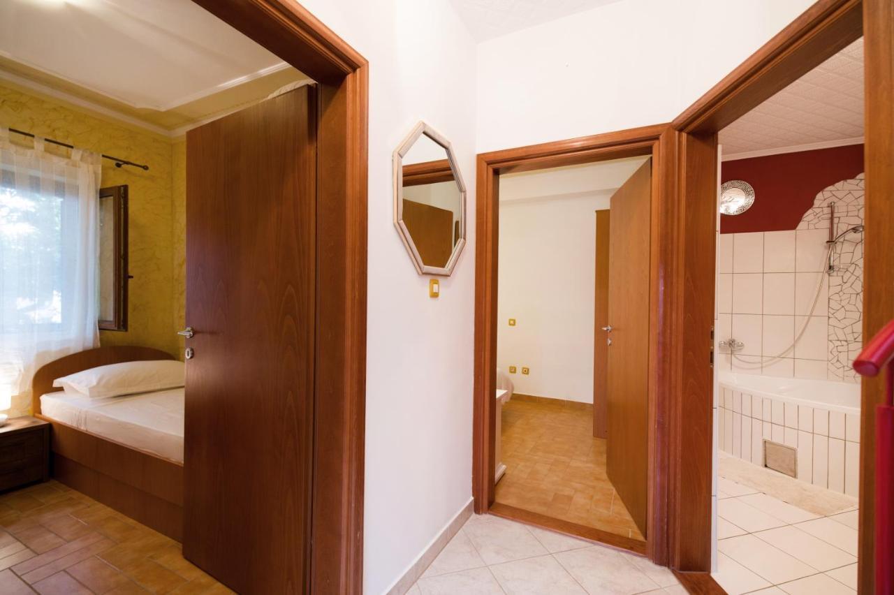 Apartman Mediterraneo Supetar Exterior photo